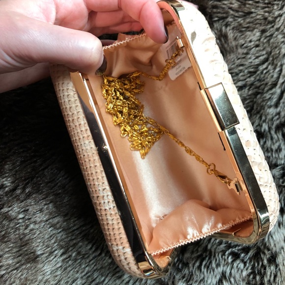 Pink/Gold Clutch - Picture 8 of 8